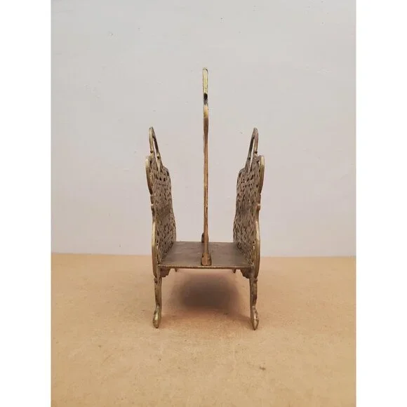 Letter Rack or Envelope Card Holder || Vintage solid brass || Shell shape plate - Picture 7 of 16